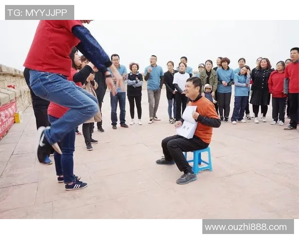 足球明星热舞骑马舞引爆全场激情瞬间尽显运动魅力与娱乐精神 足球明星热舞骑马舞引爆全场激情瞬间尽显运动魅力与娱乐精神