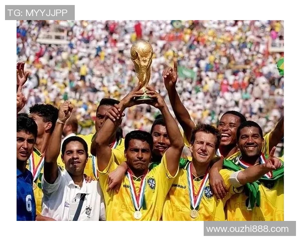 姓豪的足球明星们的辉煌成就与传奇故事解析