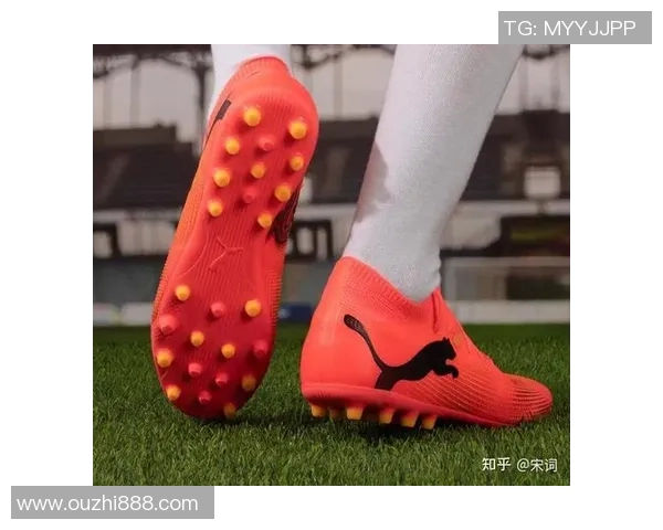 足球明星们的球鞋选择揭秘与推荐,助你提升球场表现与风格 足球明星们的球鞋选择揭秘与推荐,助你提升球场表现与风格